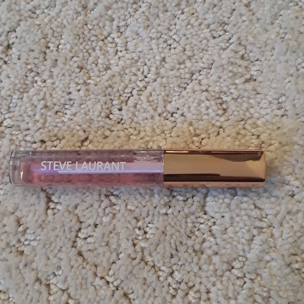 Steve Laurant lip gloss.